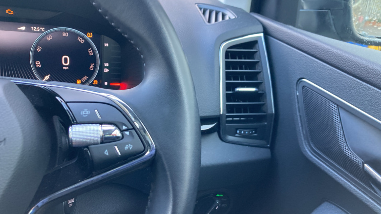 Skoda Karoq 1.5 TSI SE L 5dr Petrol Estate